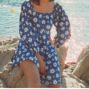 Billabong Blue and White Smocked Sundress with Bishop Sleeves, Size Large, NWOT